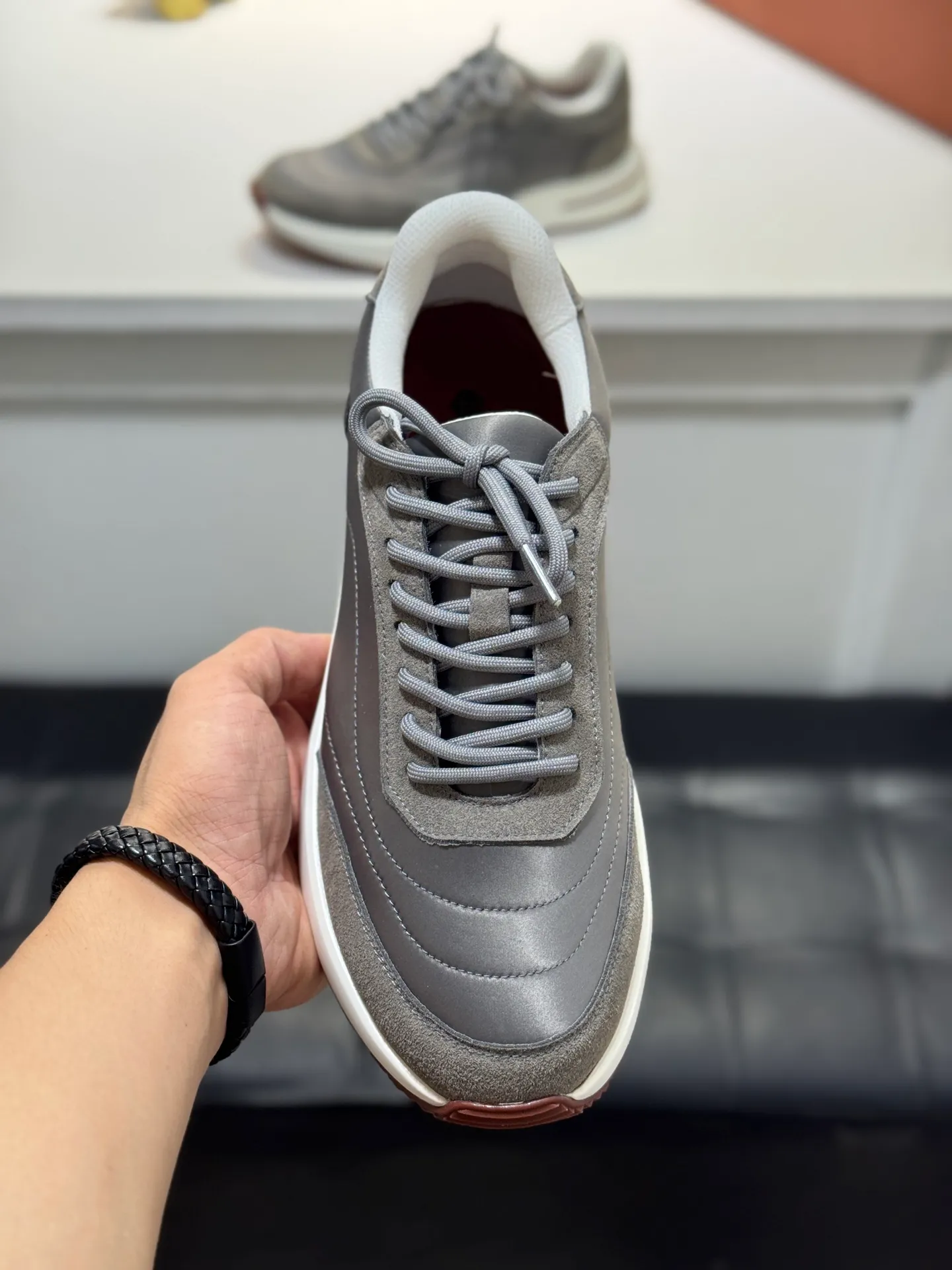 Men's men's shoes 💰440 [New style] 🪳🪳loro piana/LP material: The upper is made of umbrella cloth for routing. Anti-velvet fabric is wrapped on the front and back to ensure stability. The rear is equipped with a cushion to improve wearing comfort. Breathable mesh shoes. Stretch cloth lining𥚃. Latex mesh insole. TPU outsole. Code number: 38-44 (45 customized